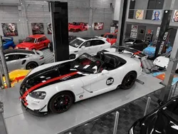 Weiß Gebraucht 2004 Dodge Viper Cabrio | 128.000 €