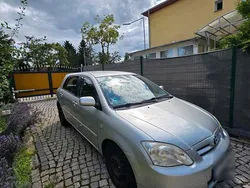 Grau Gebraucht 2025 Toyota Corolla Kleinwagen | 3.800 €