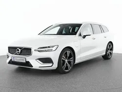 Weiß Gebraucht 2022 Volvo V60 Inscription Kombi | 29.990 € (Superpreis)