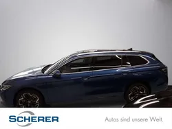 Reef blue metallic Gebraucht 2024 VW Passat Elegance Kombi | 46.950 € (Guter Preis)