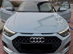 Grau Gebraucht 2021 Audi A1 Limousine | 22.999 €