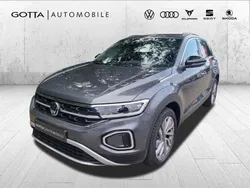 Grau Gebraucht 2024 VW T-Roc Move SUV | 29.950 € (Guter Preis)