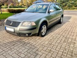 Grau Gebraucht 2004 VW Passat Kombi | 849 € (Guter Preis)