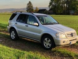 Silber Gebraucht 2004 Mercedes ML55 AMG AMG SUV | 11.000 €