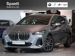 Skyscraper grau Gebraucht 2022 BMW 223 Active Tourer M Sport Van / Kleinbus | 32.500 € (Fairer Preis)