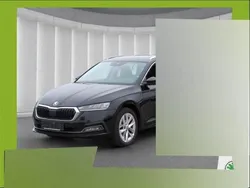 Schwarzmagic perleffekt Gebraucht 2020 Skoda Octavia First Edition Kombi | 22.390 € (Teuer)