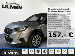 Grau Gebraucht 2022 Peugeot e-2008 Active SUV | 18.885 € (Superpreis)