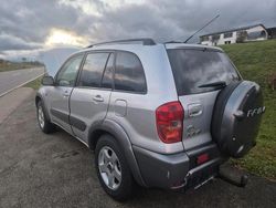 Silber Gebraucht 2002 Toyota RAV4 SUV | 3.200 € (Guter Preis)