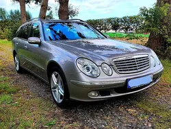 Gebraucht 2004 Mercedes E220 Kombi | 2.900 €