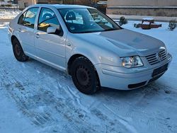 Silber Gebraucht 2000 VW Bora Limousine | 999 € (Guter Preis)