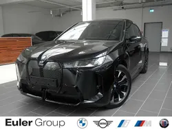 Saphirschwarz metallic Gebraucht 2025 BMW iX SUV | 91.099 €