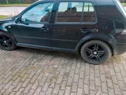 Schwarz Gebraucht 1999 VW Golf IV Limousine | 700 € (Superpreis)
