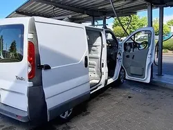 Weiß Gebraucht 2011 Renault Traffic Van / Kleinbus | 4.300 €
