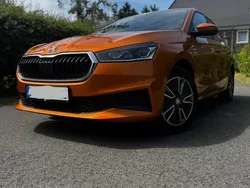 Orange Gebraucht 2022 Skoda Fabia Tour Kleinwagen | 15.500 € (Guter Preis)