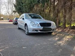 Silber Gebraucht 2025 Mercedes E280 Limousine | 3.500 €