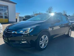 Schwarz Gebraucht 2018 Opel Astra Edition Limousine | 7.999 € (Fairer Preis)