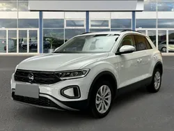 Weiss Gebraucht 2024 VW T-Roc Life SUV | 31.649 € (Fairer Preis)