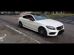 Weiß Gebraucht 2017 Mercedes C220 AMG Coupé | 20.800 € (Fairer Preis)