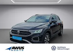 Schwarz / deep black (metallic) Gebraucht 2024 VW T-Roc Move SUV | 28.490 € (Superpreis)