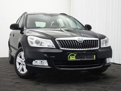 Schwarz Gebraucht 2012 Skoda Octavia Ambition Kombi | 2.500 € (Guter Preis)