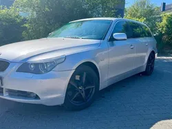 Silber Gebraucht 2006 BMW 530 Kombi | 3.100 € (Fairer Preis)