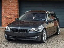Grau Gebraucht 2012 BMW 530 Sport Line Kombi | 11.500 € (Fairer Preis)
