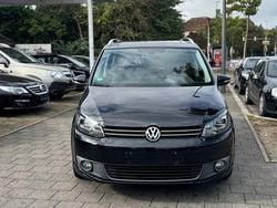 Schwarz Gebraucht 2011 VW Touran Highline Van / Kleinbus | 6.990 € (Guter Preis)