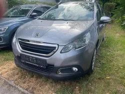 Silber Gebraucht 2016 Peugeot 2008 Active SUV | 9.590 € (Guter Preis)