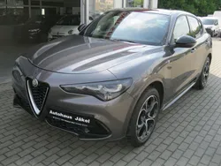 Grau Gebraucht 2023 Alfa Romeo Stelvio Ti SUV | 42.900 € (Fairer Preis)