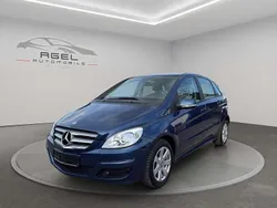 Blau Gebraucht 2009 Mercedes B200 Van / Kleinbus | 6.900 € (Fairer Preis)