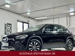 Schwarz Gebraucht 2020 Mercedes GLA200 Business SUV | 32.980 € (Fairer Preis)