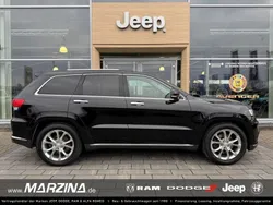 Diamond black Gebraucht 2020 Jeep Grand Cherokee Summit SUV | 41.490 €