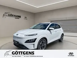 Chalk white Gebraucht 2021 Hyundai Kona Trend SUV | 24.490 € (Fairer Preis)