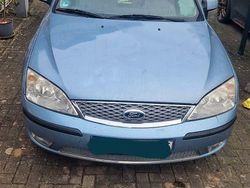 Blau Gebraucht 2006 Ford Mondeo Ghia Limousine | 1.500 € (Fairer Preis)