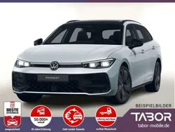 Oyster silver metallic / dach: Neu 2025 VW Passat R-line Kombi | 50.688 € (Superpreis)