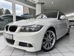 Weiß Gebraucht 2010 BMW 320 M Sport Kombi | 14.490 €