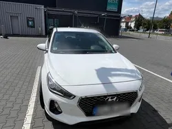 Weiß Gebraucht 2017 Hyundai i30 Comfort Limousine | 13.500 € (Teuer)