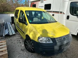 Gelb Gebraucht 2004 VW Caddy Van / Kleinbus | 999 €