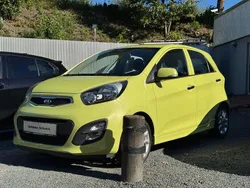 Grün Gebraucht 2013 Kia Picanto Spirit Kleinwagen | 6.690 € (Guter Preis)