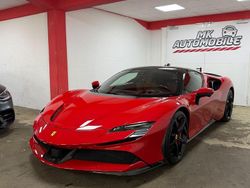 Rot Gebraucht 2022 Ferrari SF90 Cabrio | 389.000 €