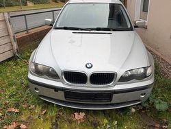 Silber Gebraucht 2004 BMW 320 Kombi | 1.650 € (Fairer Preis)