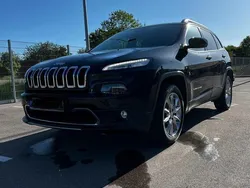Schwarz Gebraucht 2016 Jeep Cherokee SUV | 13.900 € (Fairer Preis)
