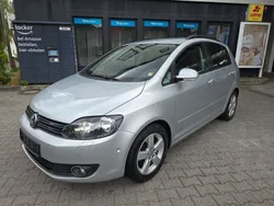 Silber Gebraucht 2010 VW Golf Plus Cross Team Van / Kleinbus | 5.970 € (Guter Preis)