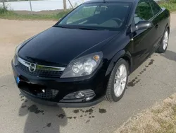 Schwarz Gebraucht 2006 Opel Astra Cabriolet Cabrio | 2.050 € (Superpreis)