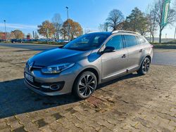 Grau Gebraucht 2014 Renault Mégane GrandTour Bose Edition Kombi | 6.799 € (Fairer Preis)
