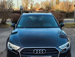 Schwarz Gebraucht 2017 Audi A3 Sportback Sport Limousine | 12.800 € (Superpreis)