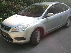 Silber Gebraucht 2008 Ford Focus Kleinwagen | 1.200 €