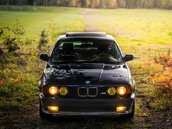 Blau Gebraucht 1990 BMW M5 Performance Limousine | 42.000 €