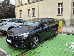 Schwarz Gebraucht 2015 BMW 218 Active Tourer Sport Line Van / Kleinbus | 9.800 € (Fairer Preis)