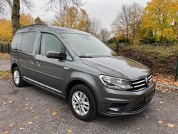 Grau Gebraucht 2018 VW Caddy Comfortline Van / Kleinbus | 20.900 € (Teuer)